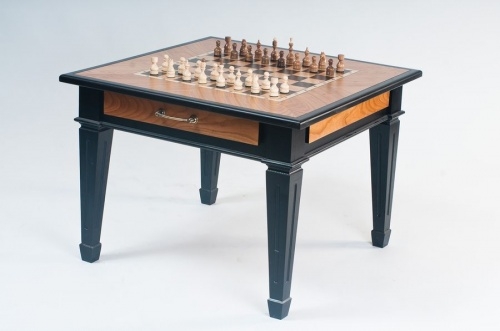 Шахматный стол «Классический» (дерево - ясень, шпон черешня). 65х65х51 см.