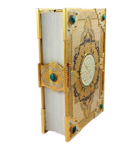 Книга «Коран» (большой) в ювелирном окладе в кожаном переплете