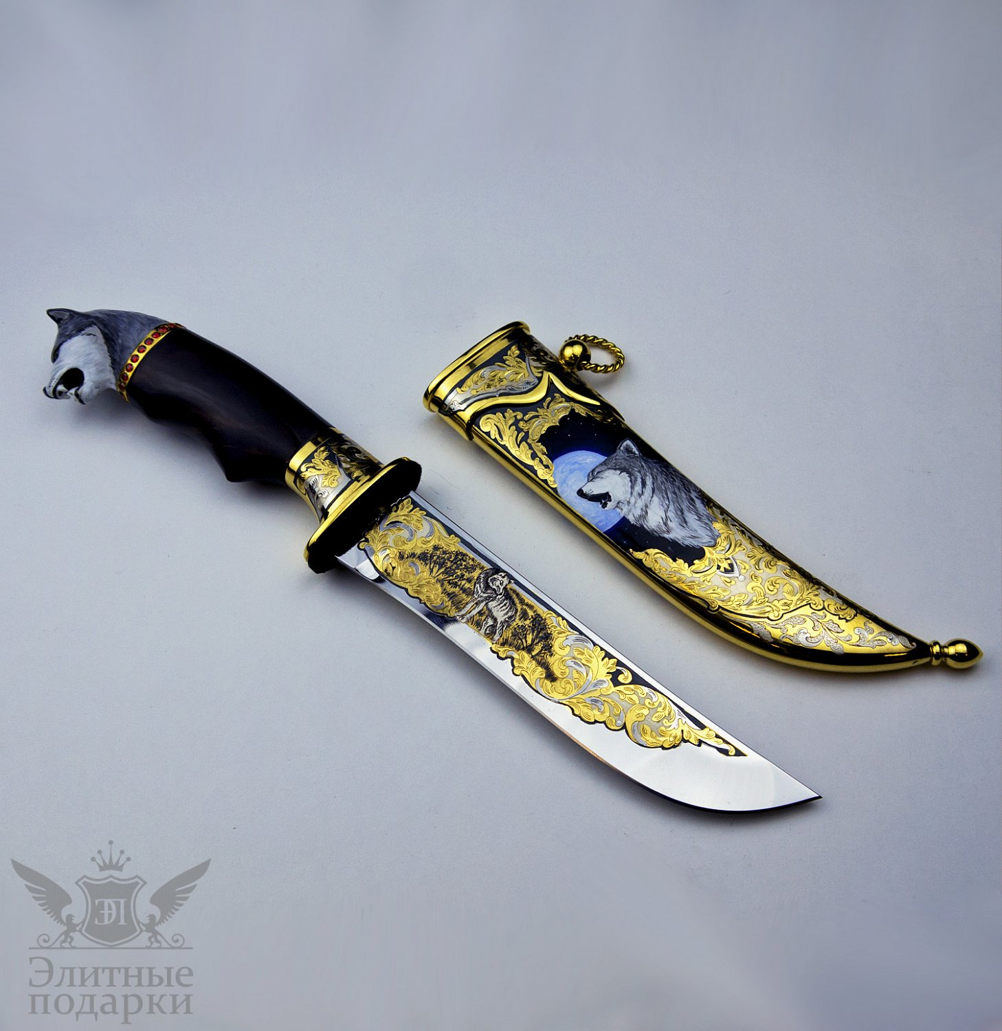 Искусство в стали: Откройте для себя великолепие сувенирного оружия - коллекционные ножи