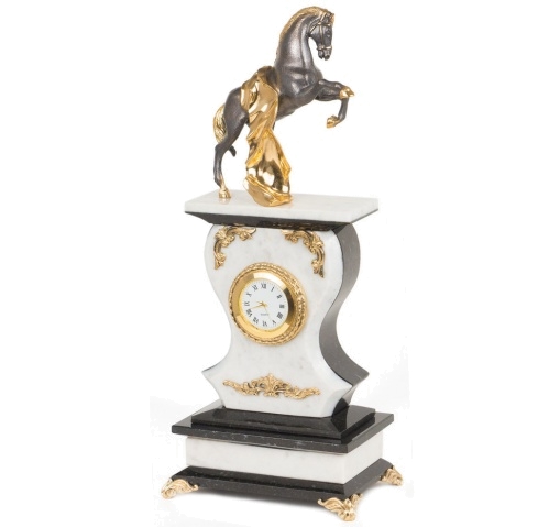 Часы "Конь с попоной" мрамор змеевик бронза 140х95х330 мм 3250 гр.