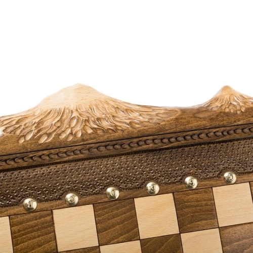 Подарочные шахматы и нарды (2 в 1) «Арарат» с бронзой. 40х40 см.