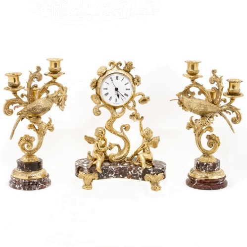 Каминные часы  "Колибри" с канделябрами из креноида и бронзы