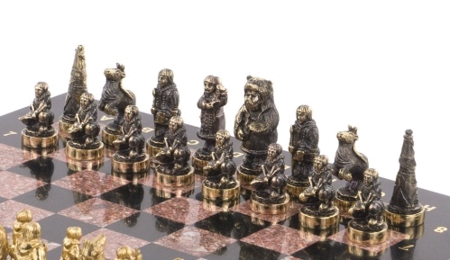 Шахматы из бронзы "Северные народы" 40х40 см